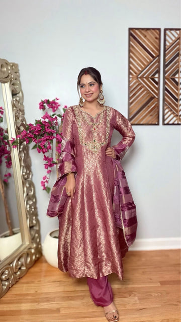 Mayukhi Jacquard Anarkali Suit