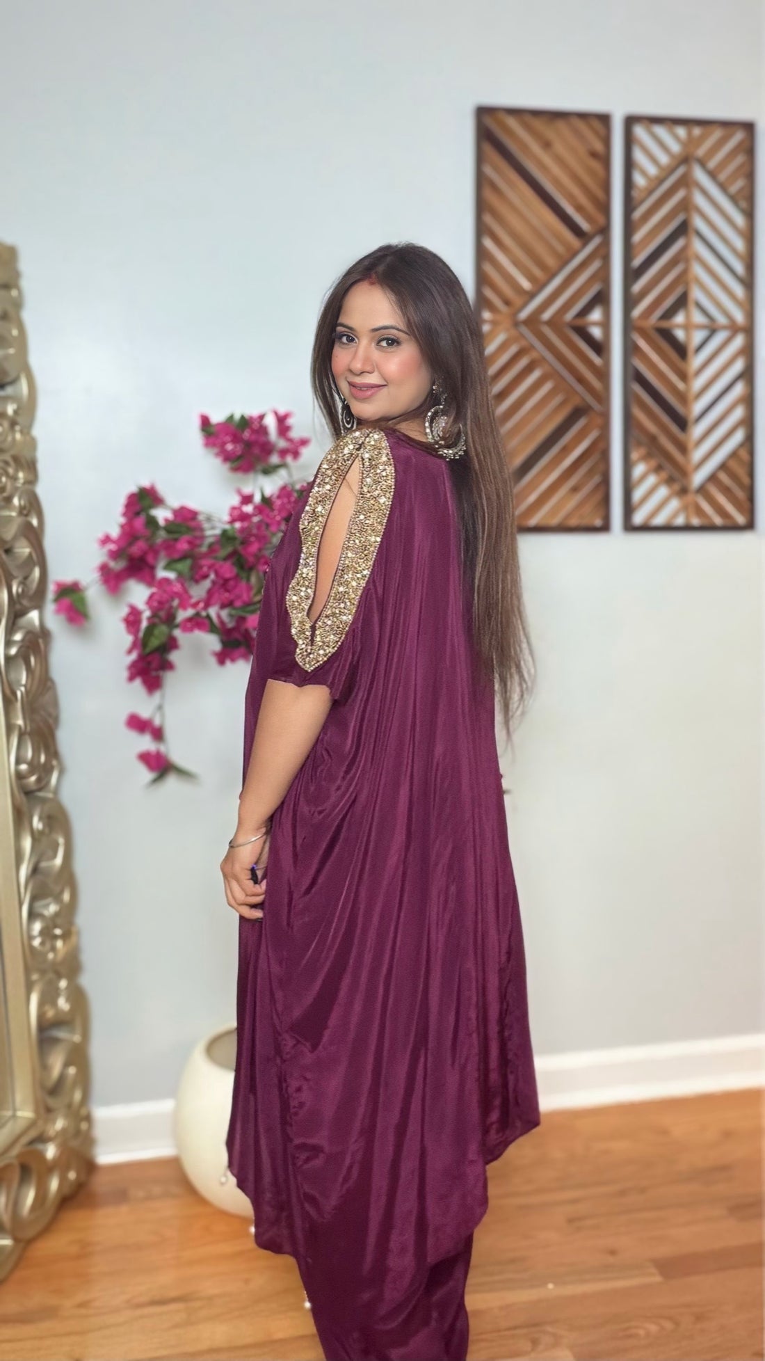 VAYNARA-Crepe Silk Embellished Kurta Pants Set