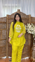 Women's linen-cotton co-ord set in vibrant green – size 40