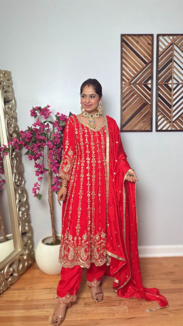 Vaidushi – Red Crepe Silk Embroidered Anarkali Suit