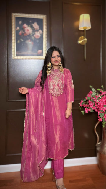 Aireva – Tissue shimmer embroidered set