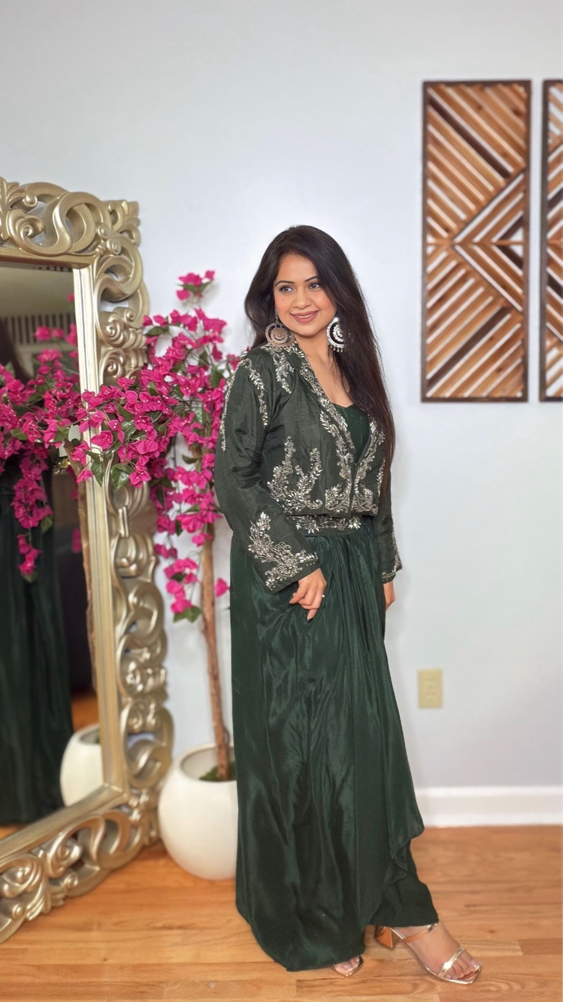 Indo-Western Elegance Set – Pre-Draped Skirt, Top & Shrug