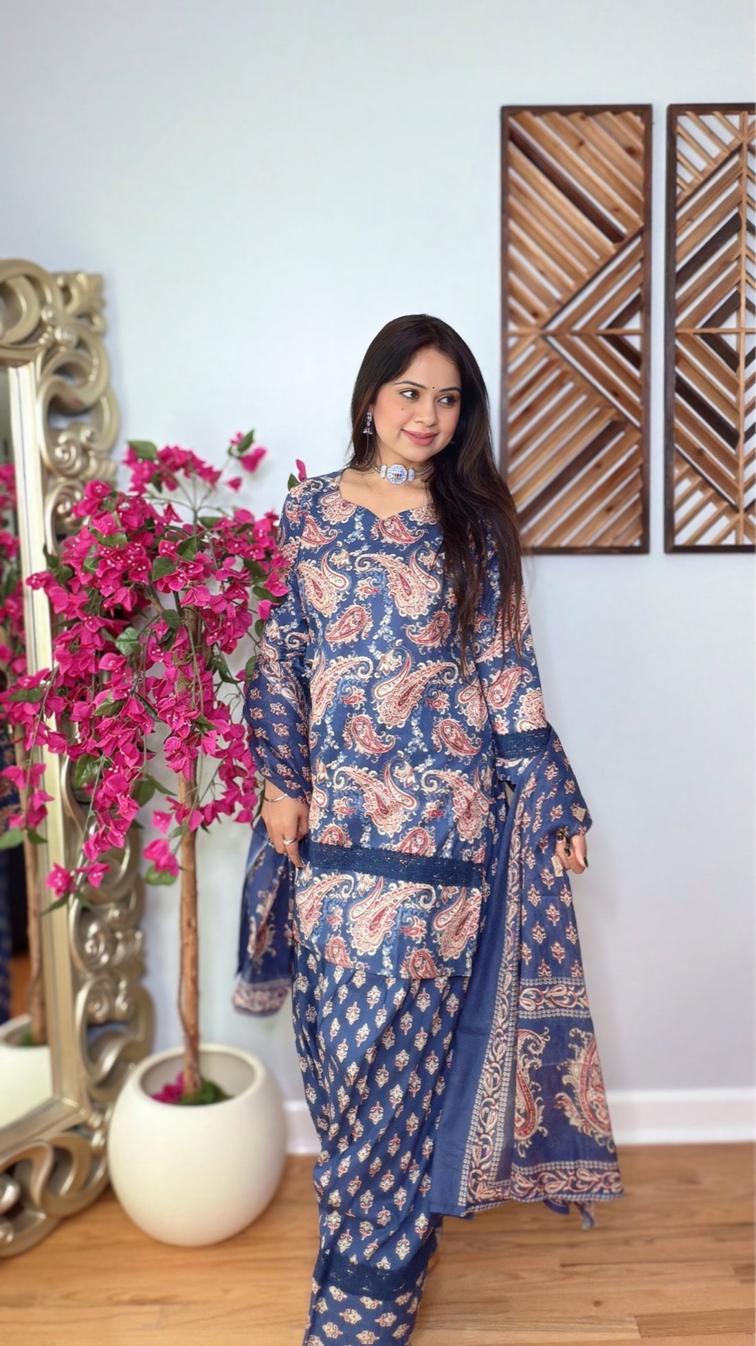 Navyra Cotton Farshi Suit