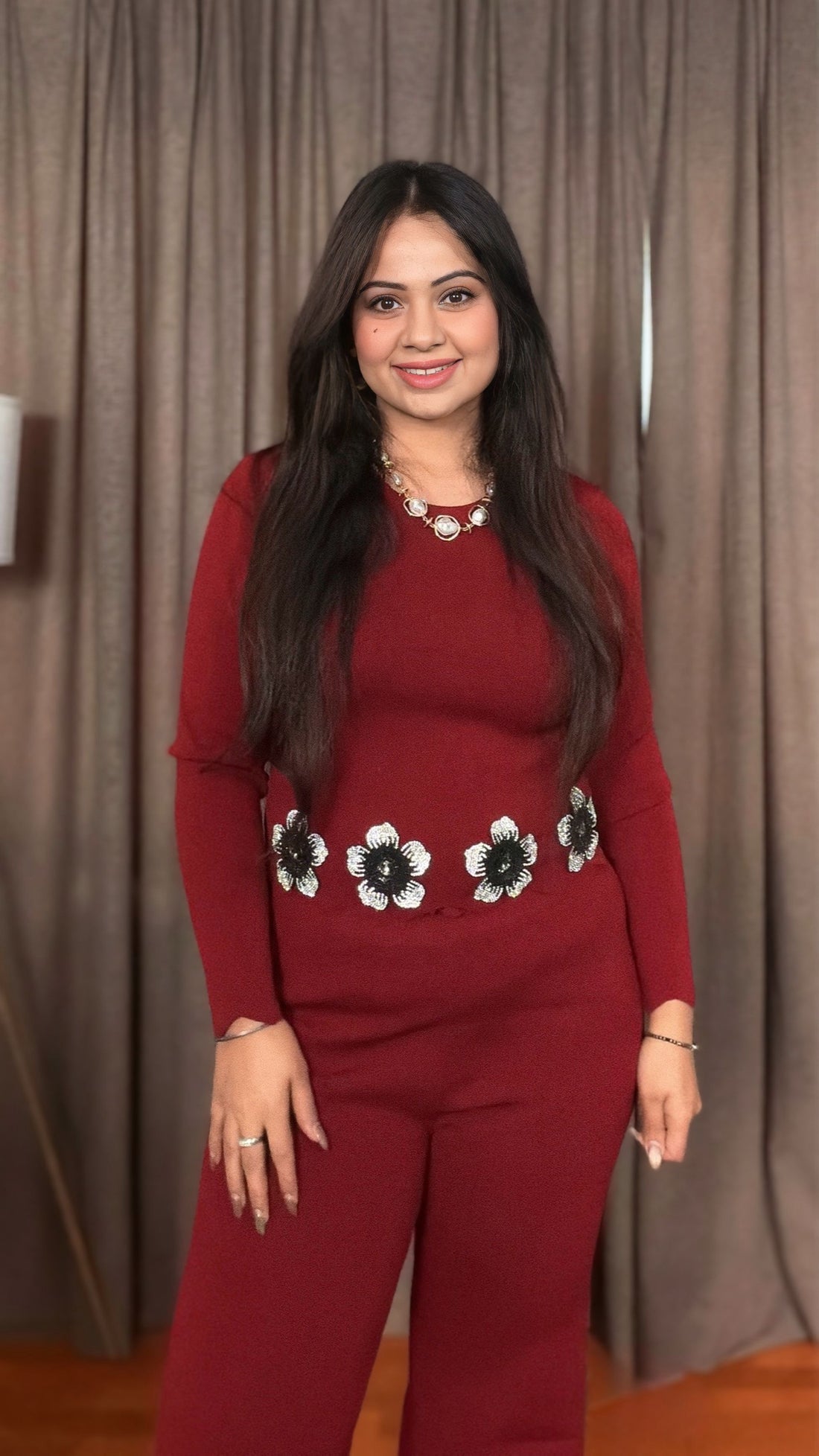 Arwina – Stretchable knitted cord set