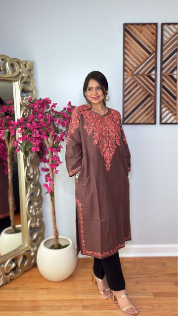 Raasmi-Kashmiri-style woolen kurta