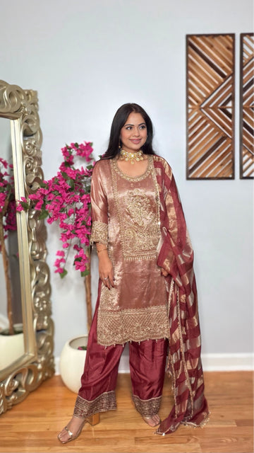 Vanya Pakistani Jacquard Suit Set