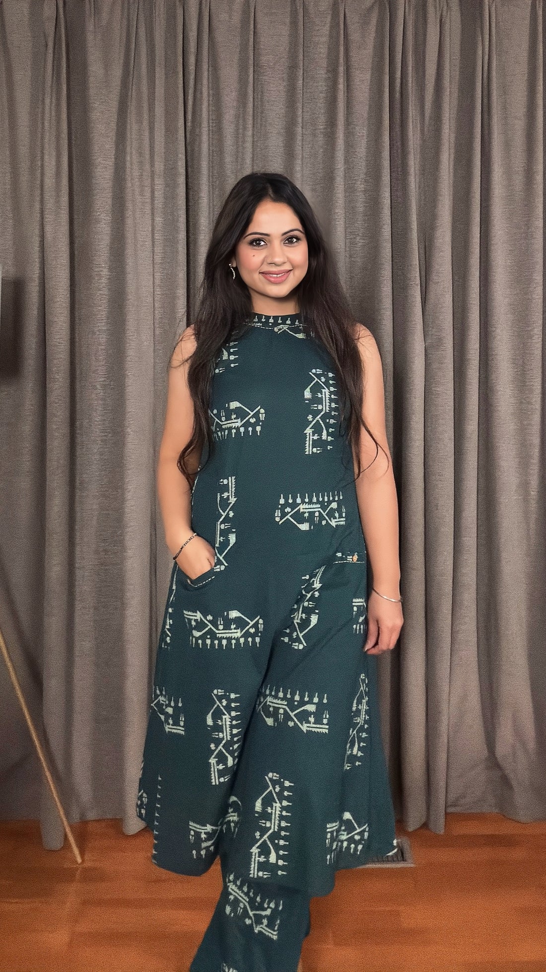 Zeraya – Abstract Printed Sleeveless Cord Set