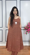 Sleeveless Indian kurta set ethnic wear online USA
