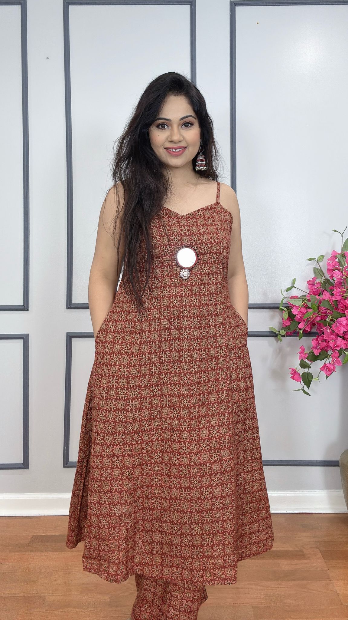 Sleeveless Indian kurta set ethnic wear online USA

