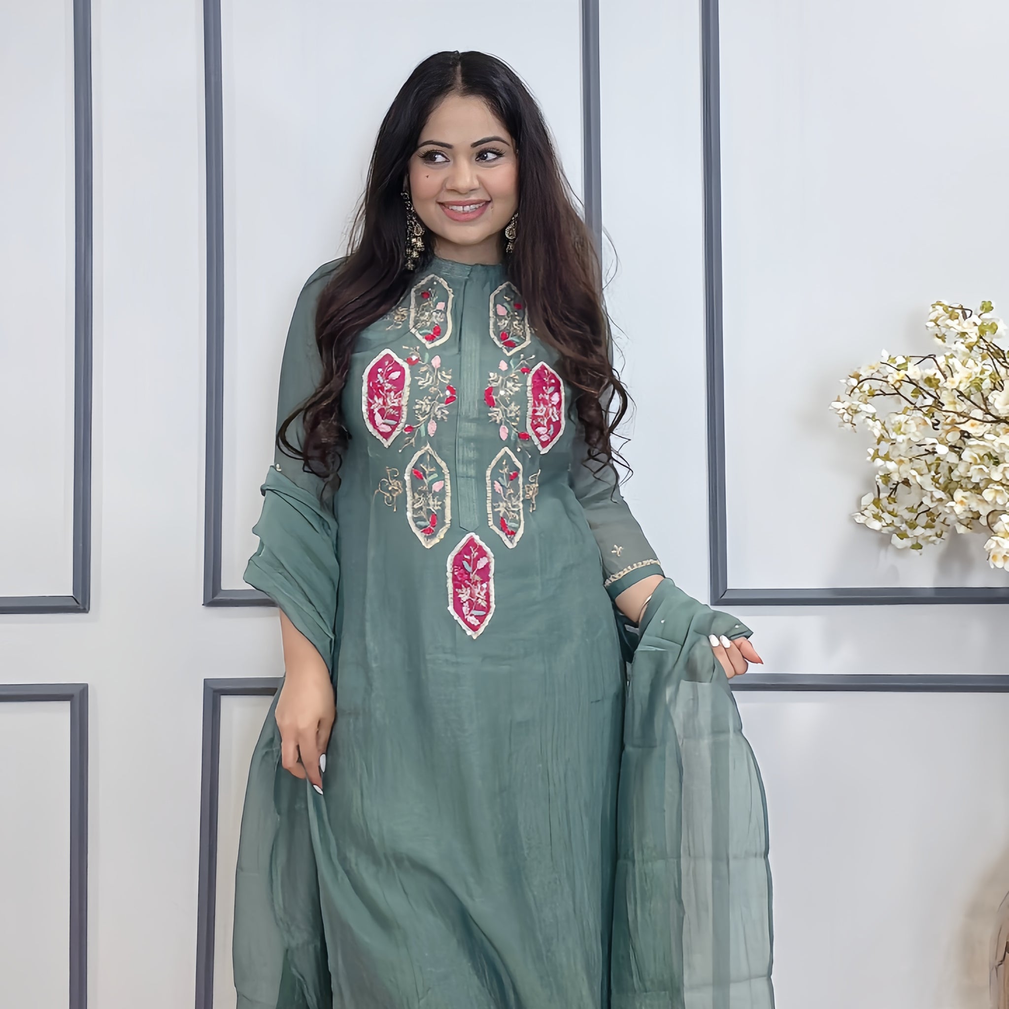 Graceful Radiance Mulmul Chanderi Suit